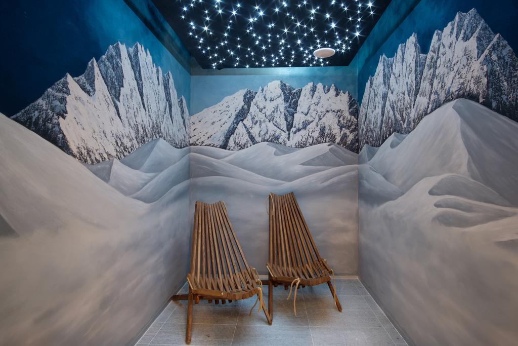 Hotel Hills Sarajevo Congress & Thermal Spa Resort Ilidža Exterior foto The Snow Room
